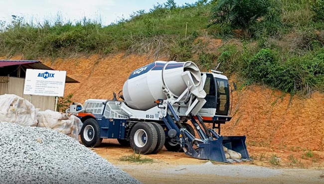 Auto Concrete Mixer for Urban Infrastructure and Repair